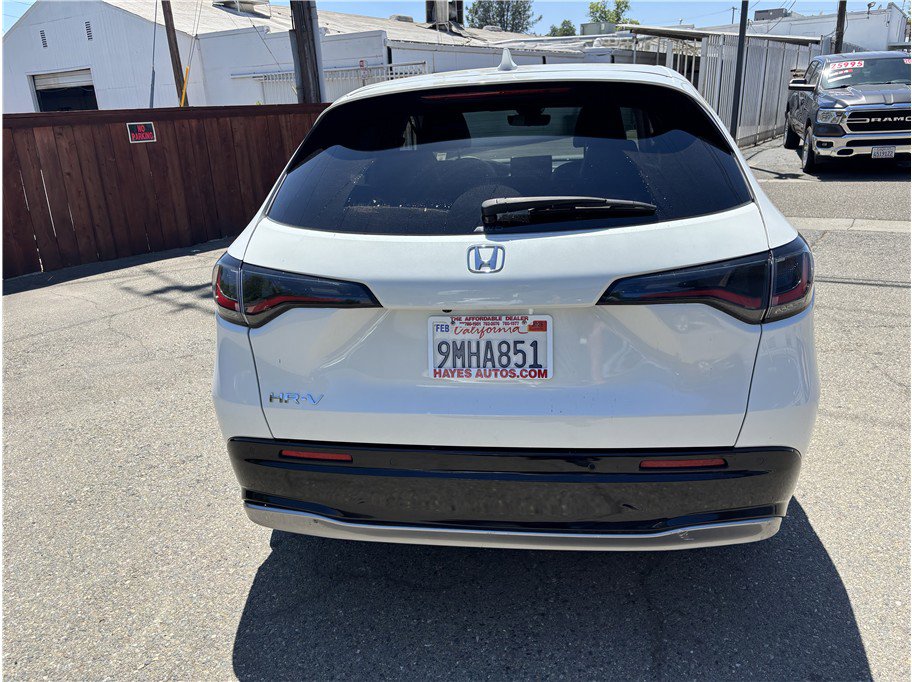 Used 2023 Honda HR-V EX-L image 5