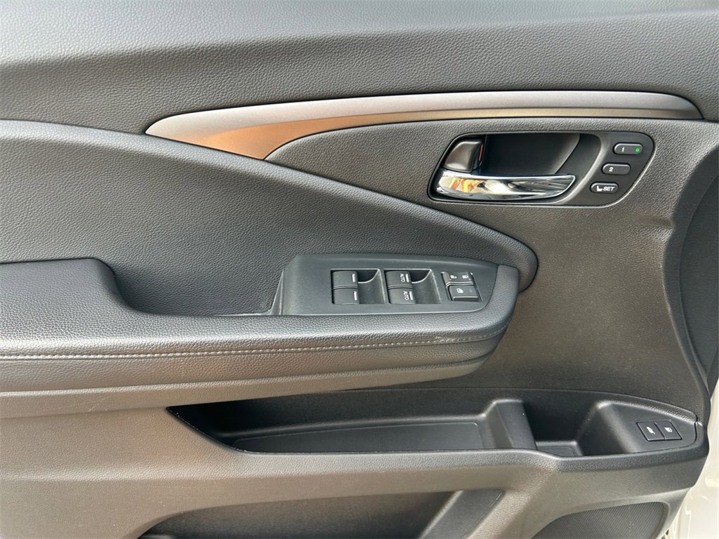 Used 2022 Honda Pilot EX-L image 18