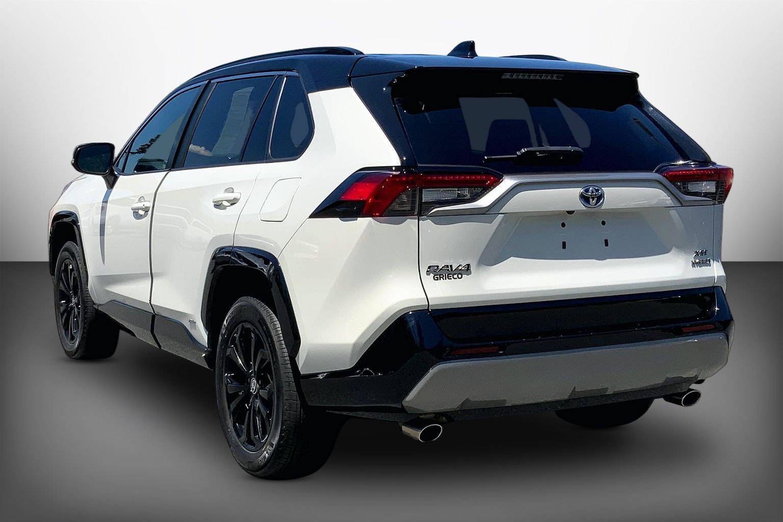 Used 2022 Toyota RAV4 XSE w/ XSE Grade Weather Package AWD/4WD image 13
