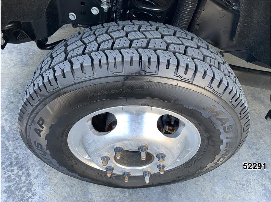 Used 2023 Ford F350 XLT w/ FX4 Off-Road Package image 17