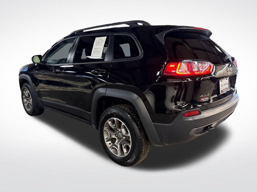 Used 2020 Jeep Cherokee Trailhawk w/ Cold Weather Group AWD/4WD image 3