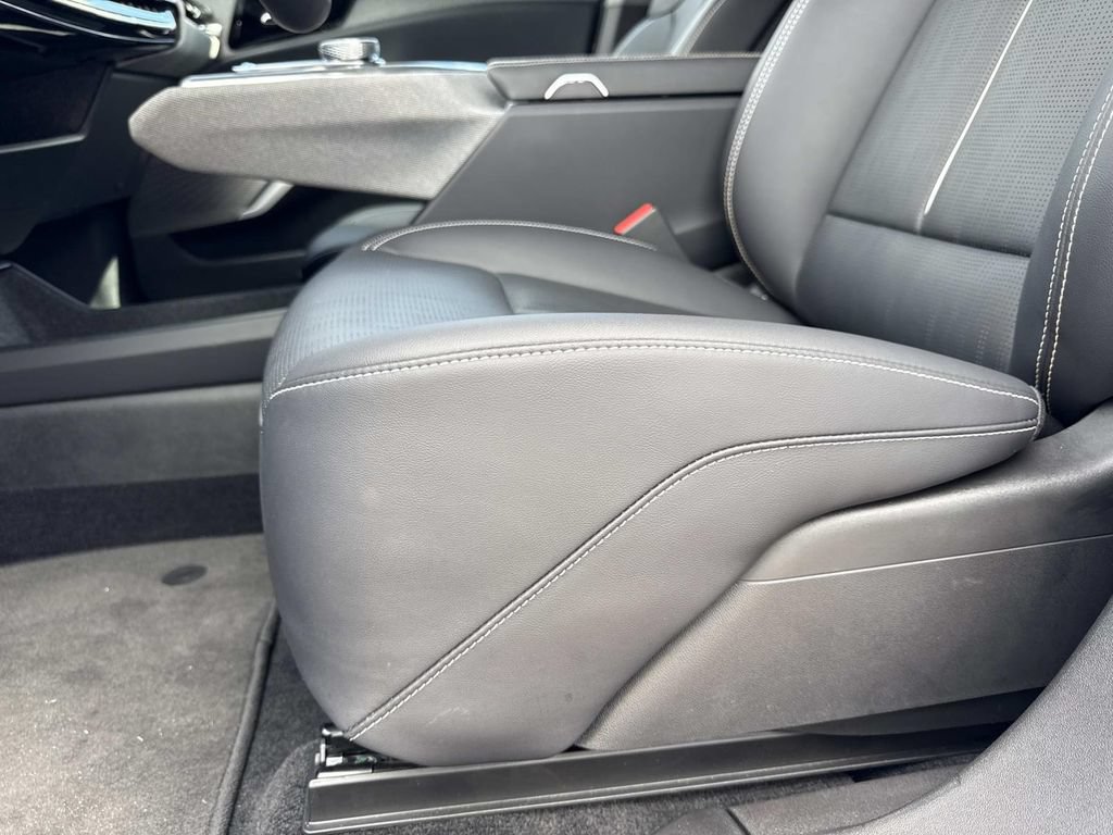New 2025 Cadillac Optiq Luxury 2 AWD/4WD image 20