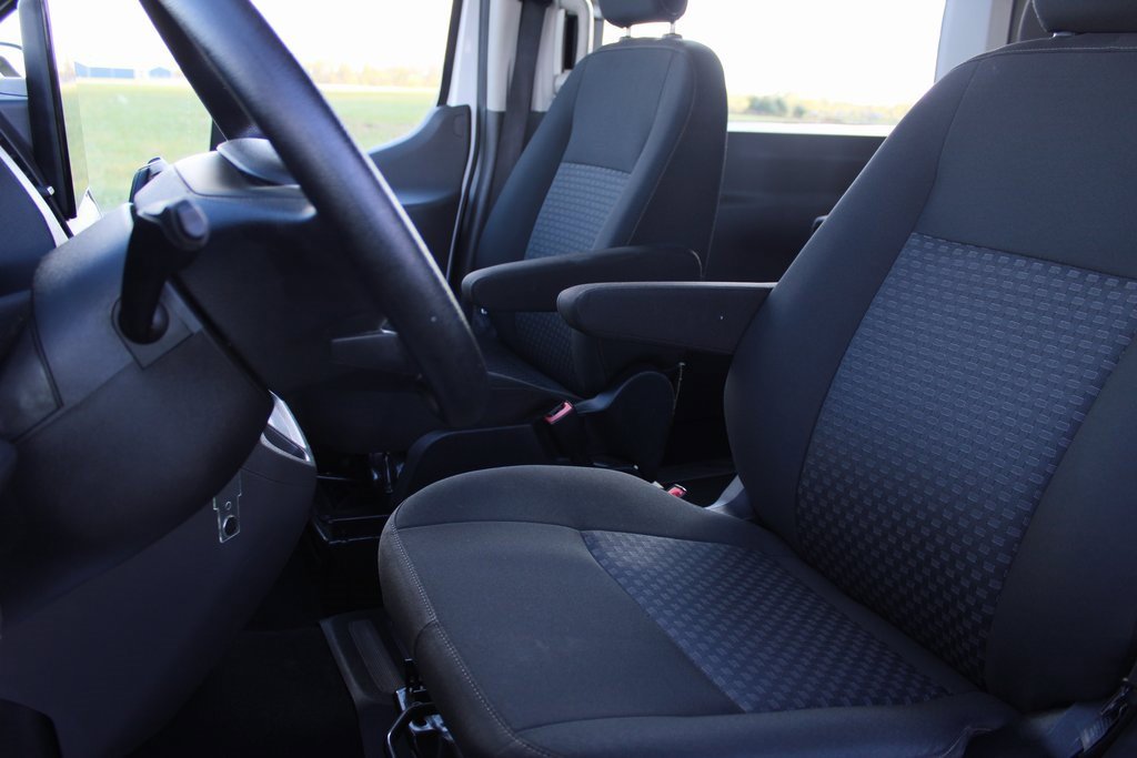 Used 2022 Ford Transit 350 XLT image 12