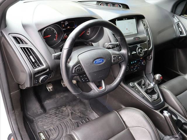 Used 2016 Ford Focus ST w/ Equipment Group 402A FWD image 10