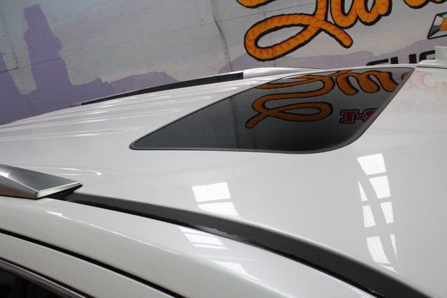 Used 2016 Cadillac Escalade Platinum image 5