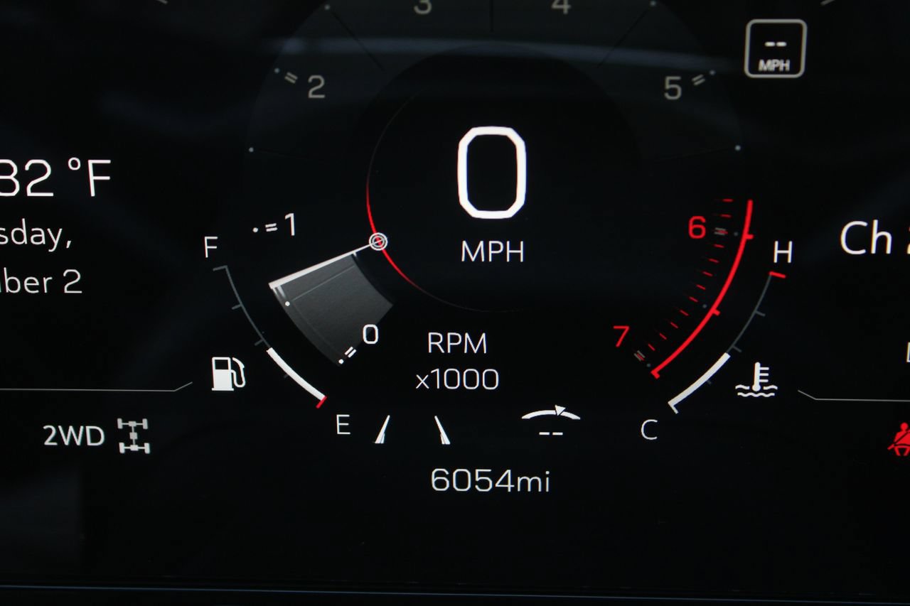 Used 2026 GMC Yukon Denali AWD/4WD image 19