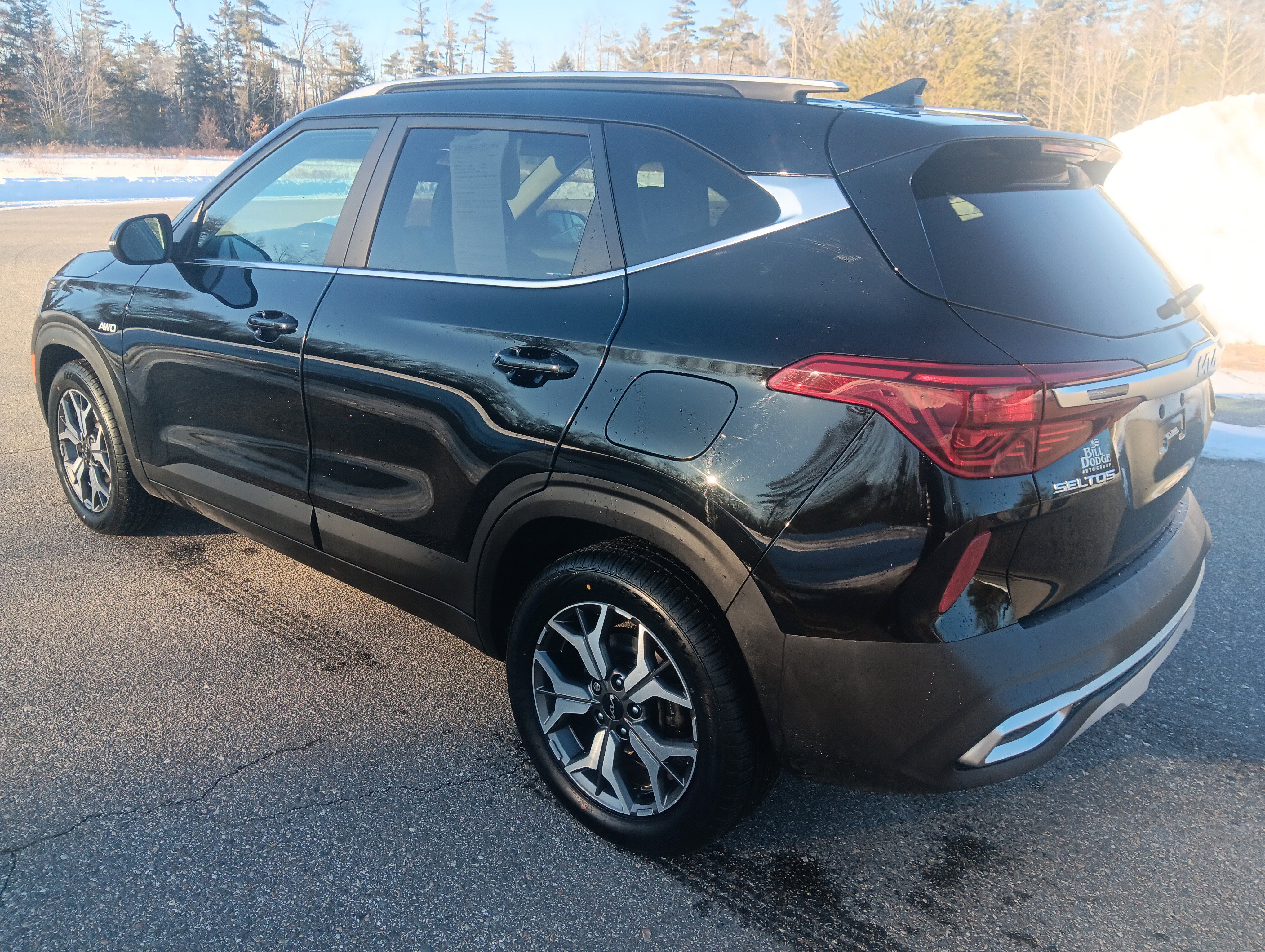 Used 2023 Kia Seltos EX image 7