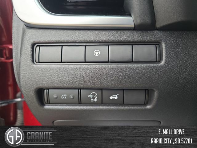 Used 2024 Nissan Rogue SL w/ SL Premium Package image 30