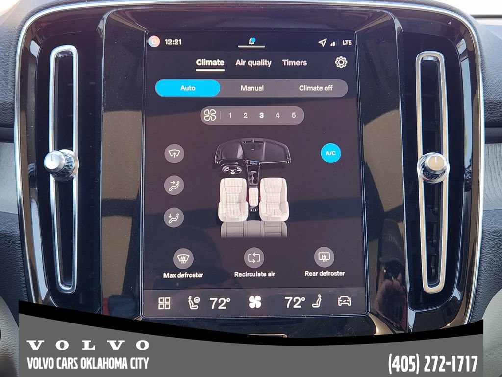 New 2026 Volvo XC40 B4 Plus w/ Protection Package Premier image 18