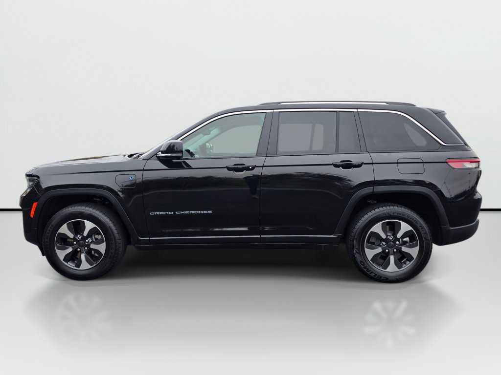 Used 2024 Jeep Grand Cherokee Limited 4xe AWD/4WD image 2