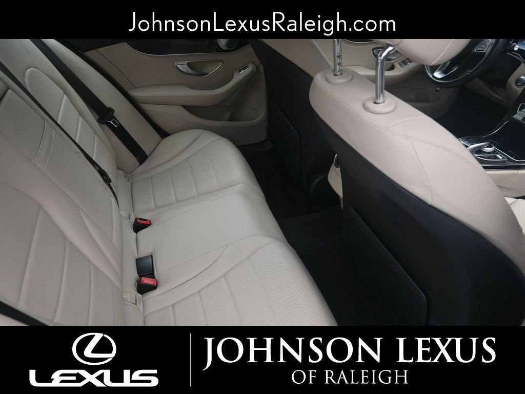 Used 2015 Mercedes-Benz C 300 Sedan image 11