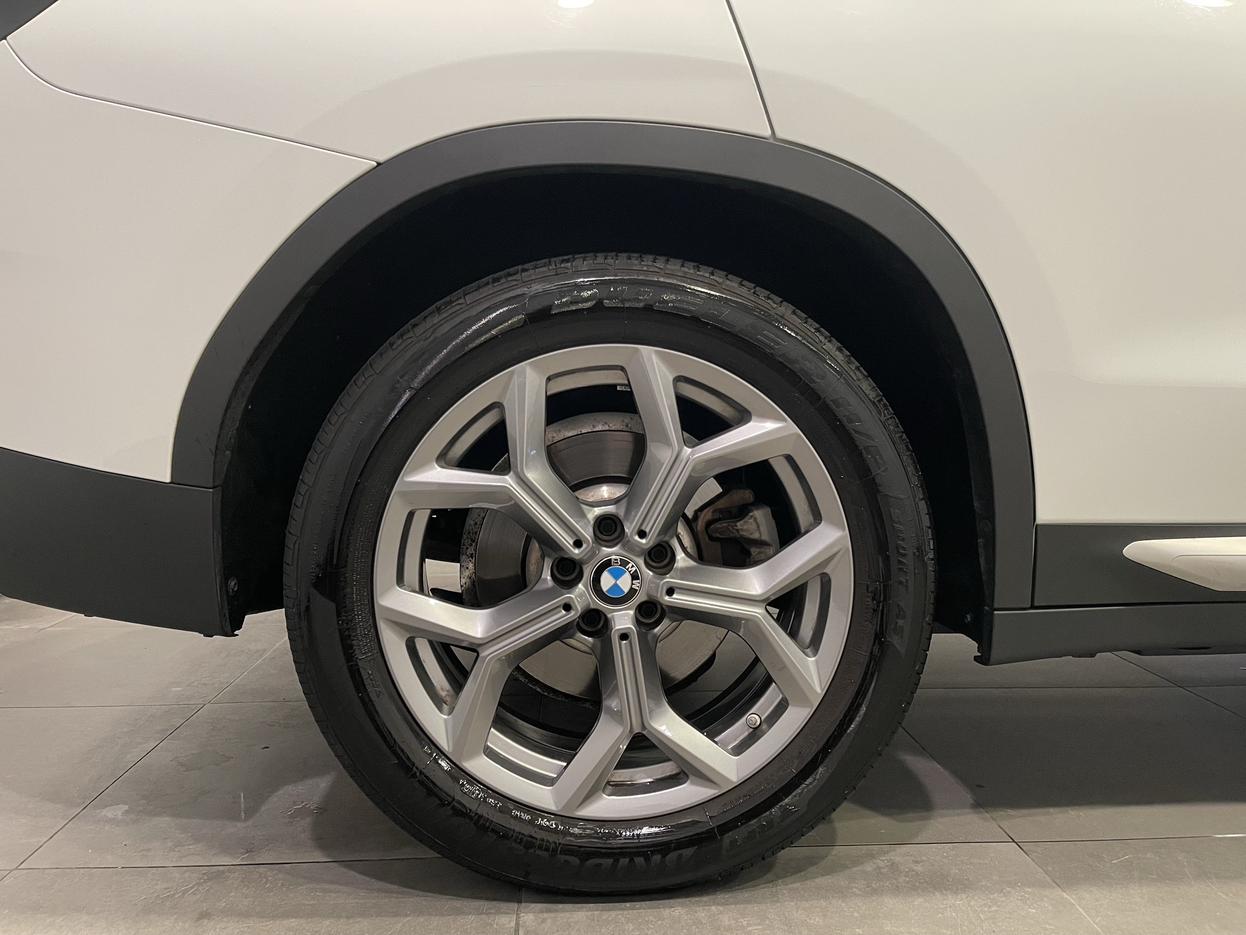 Certified 2024 BMW X3 xDrive30i w/ Premium Package AWD/4WD image 9