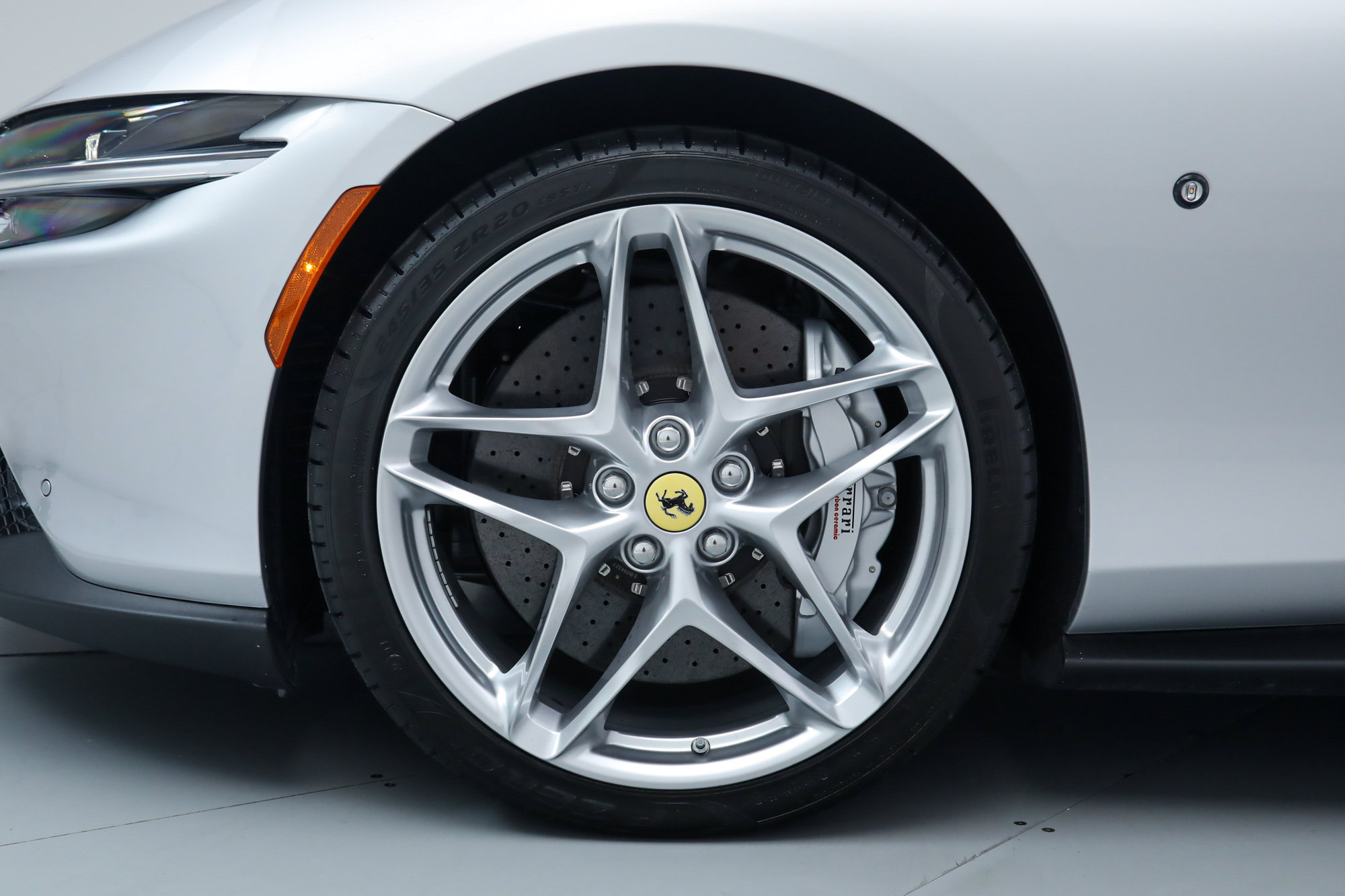 Certified 2026 Ferrari Roma Spider RWD image 42