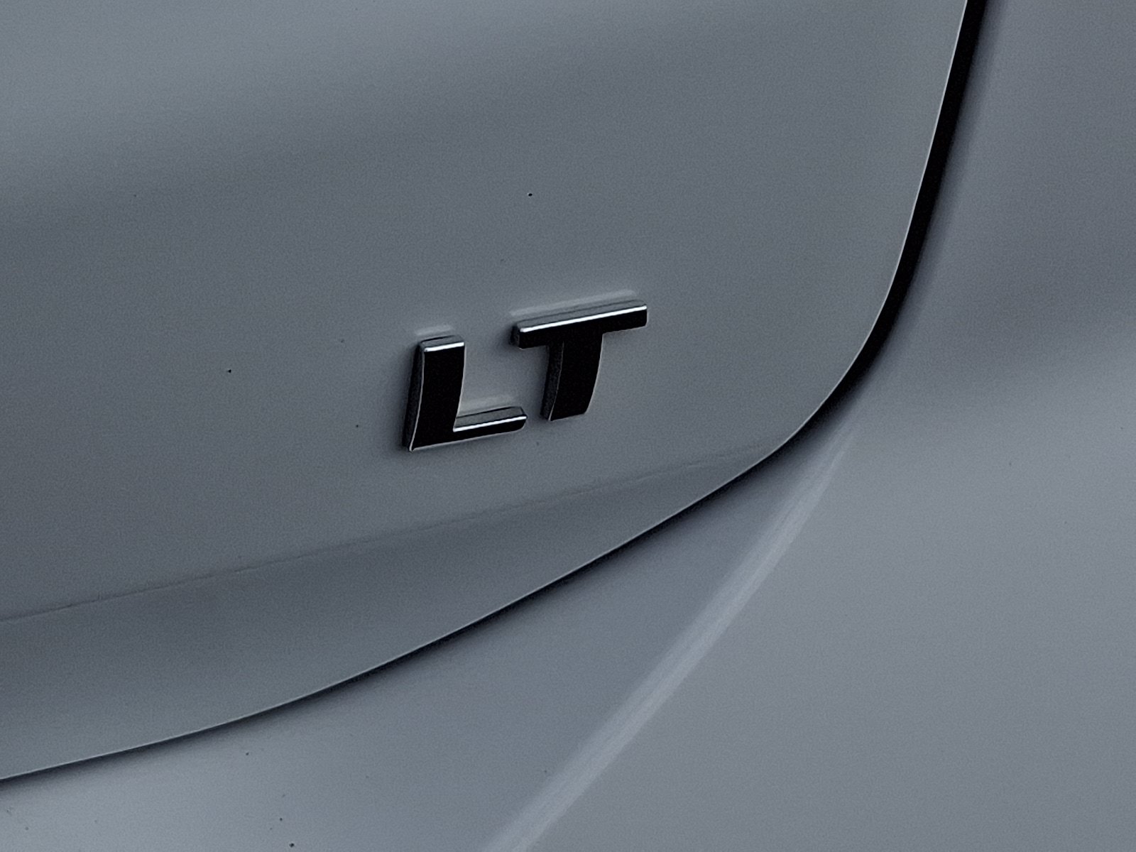 Used 2024 Chevrolet Equinox LT FWD image 32