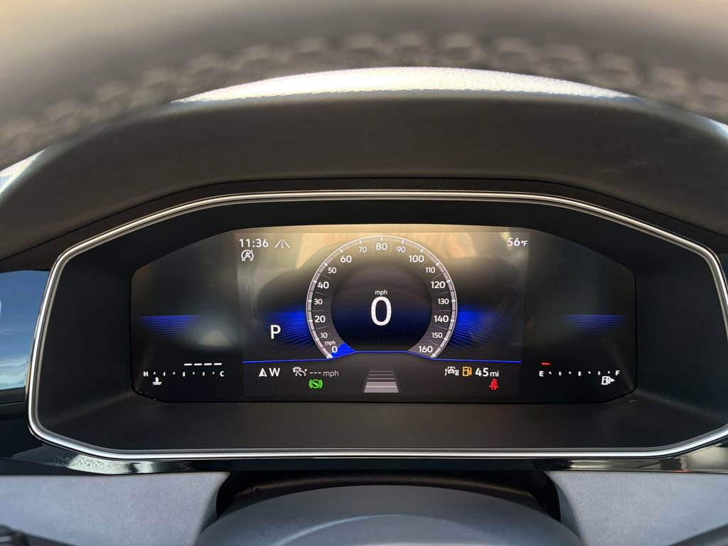 Used 2025 Volkswagen Jetta SE image 27