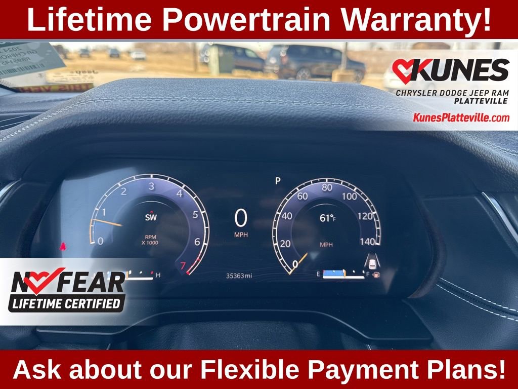Used 2024 Jeep Grand Cherokee Limited AWD/4WD image 16
