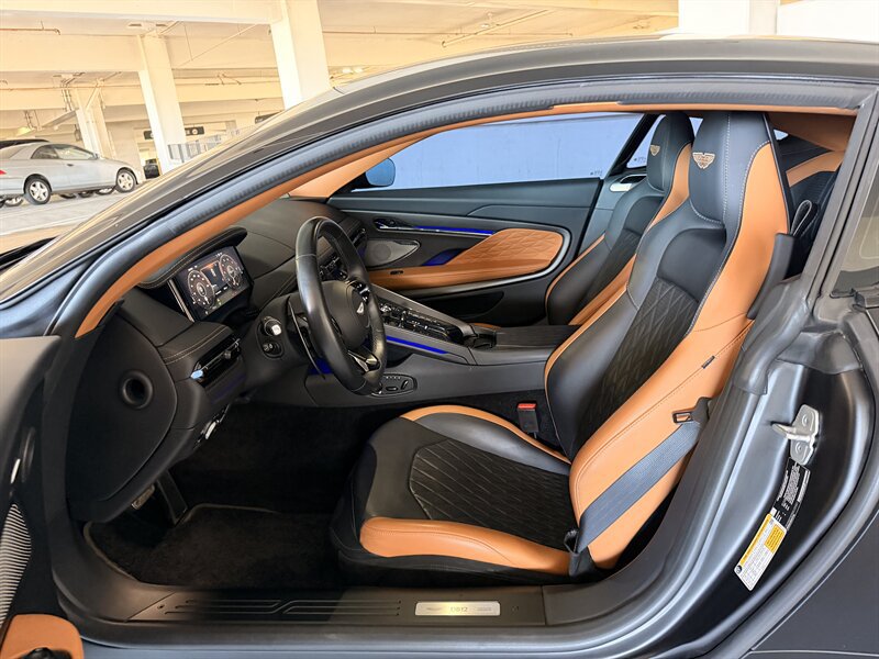 Used 2024 Aston Martin DB12 Coupe RWD image 16