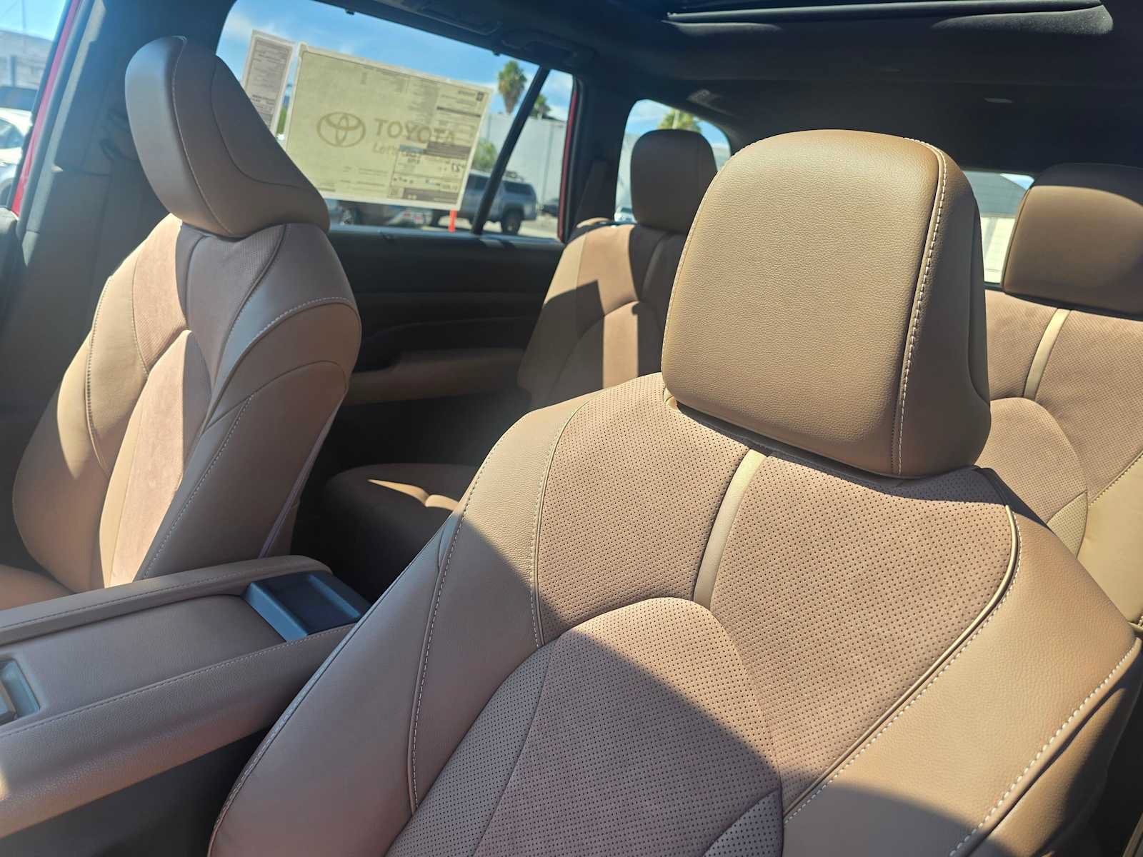 New 2026 Toyota Grand Highlander AWD Hybrid image 25