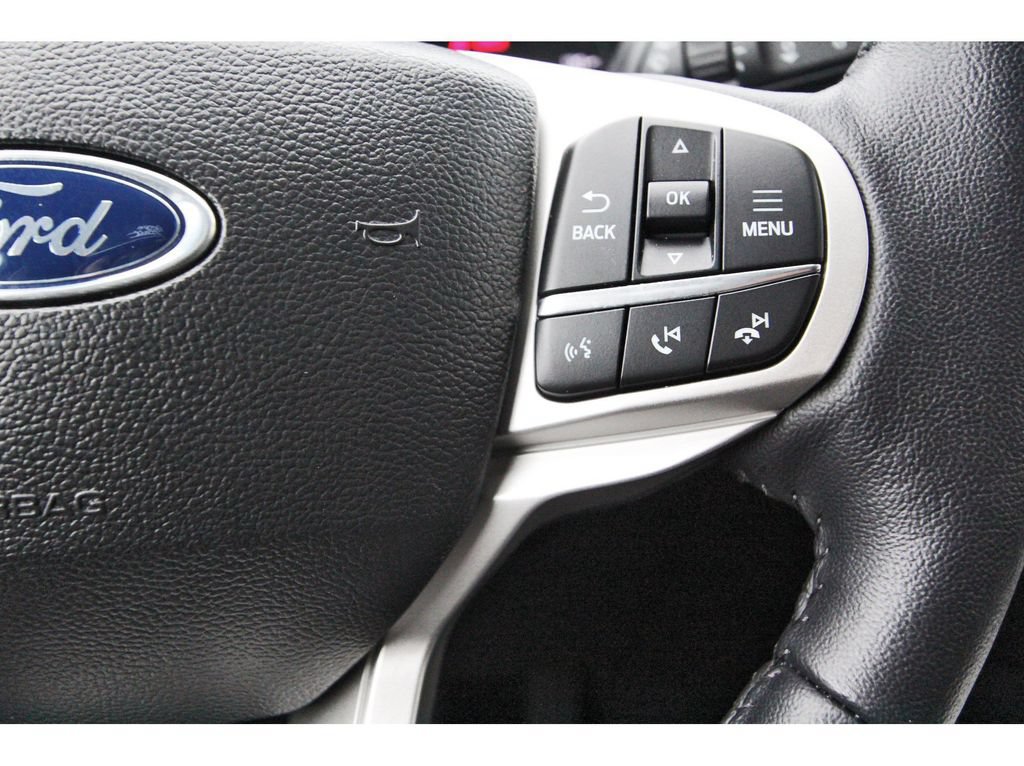 Used 2024 Ford Explorer XLT w/ Equipment Group 202A RWD image 19