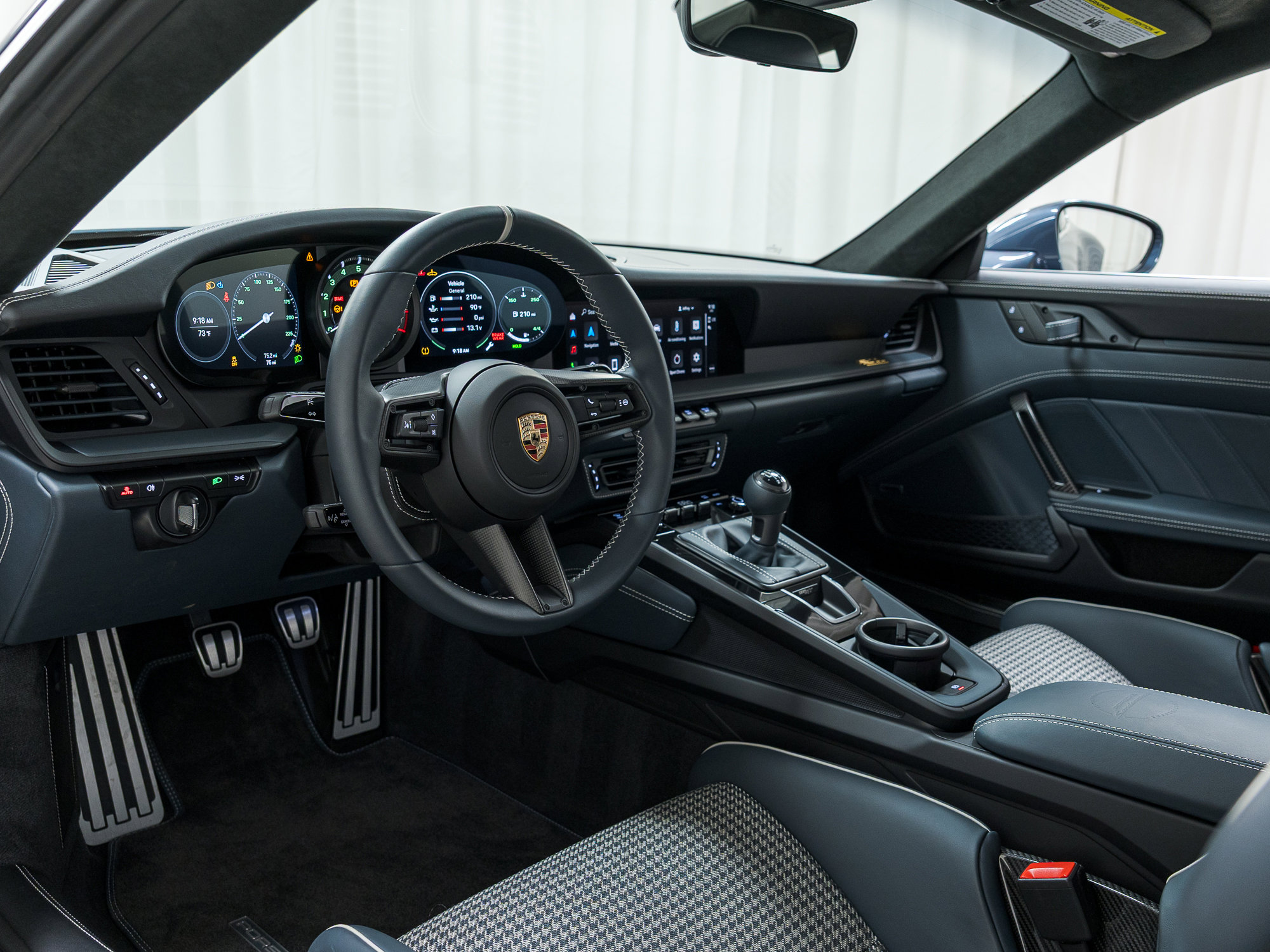 Used 2024 Porsche 911 GT3 RS RWD image 4