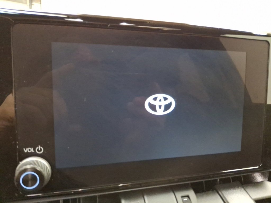 Used 2025 Toyota RAV4 XLE Premium image 21