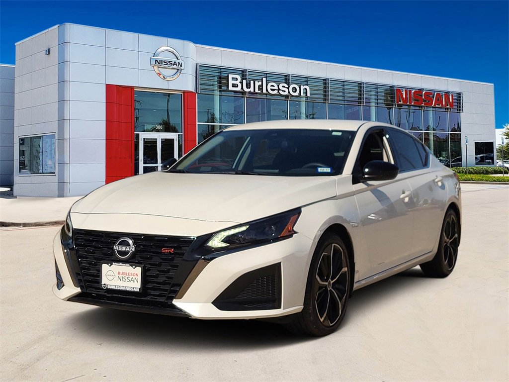 Certified 2025 Nissan Altima 2.5 SR
