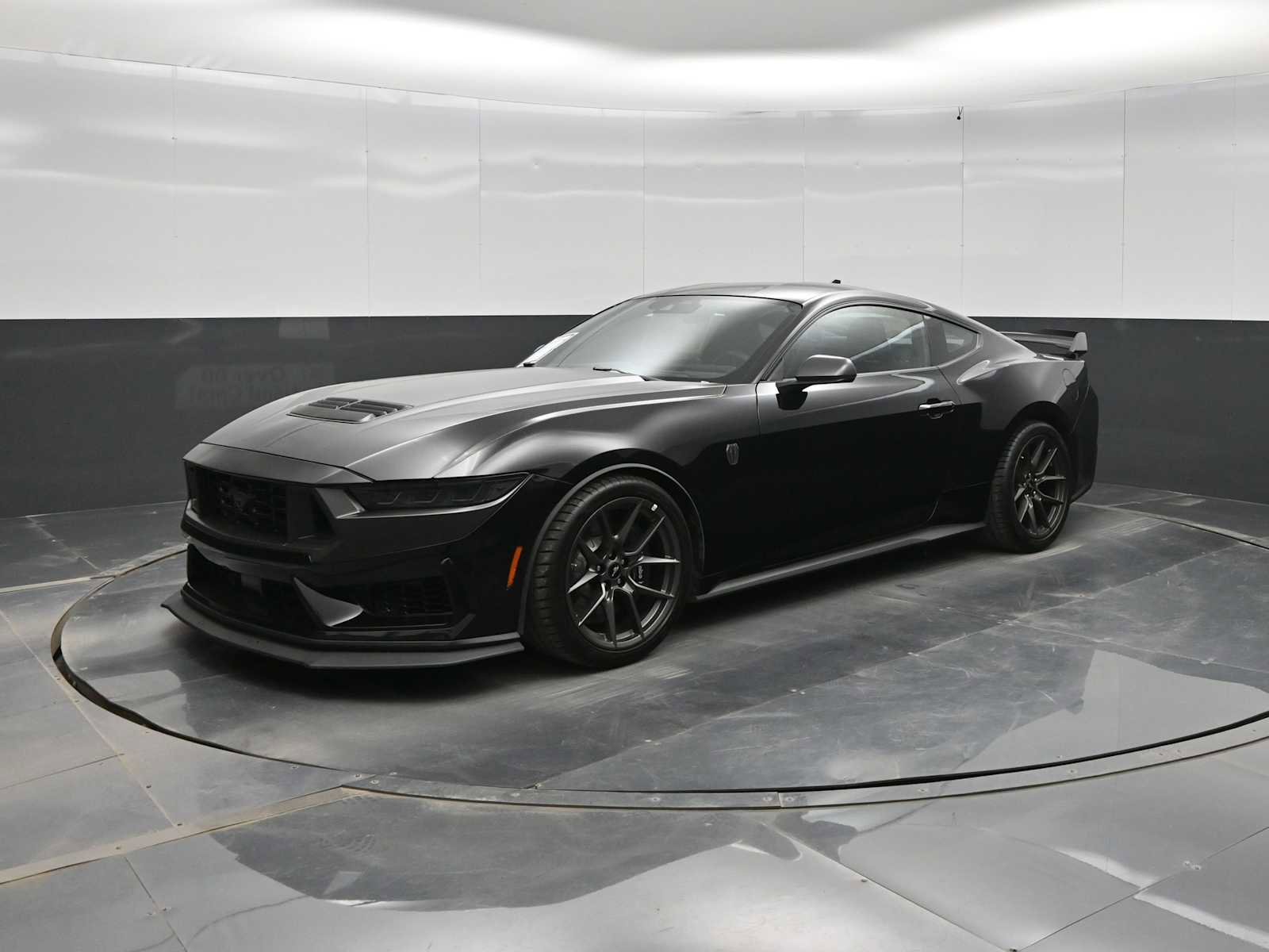 Used 2024 Ford Mustang Dark Horse w/ Dark Horse Handlin Package RWD image 4