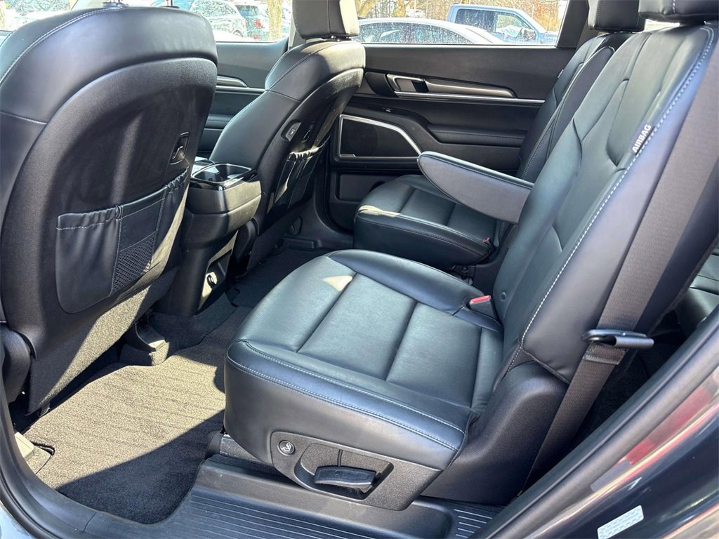 Certified 2023 Kia Telluride S image 7