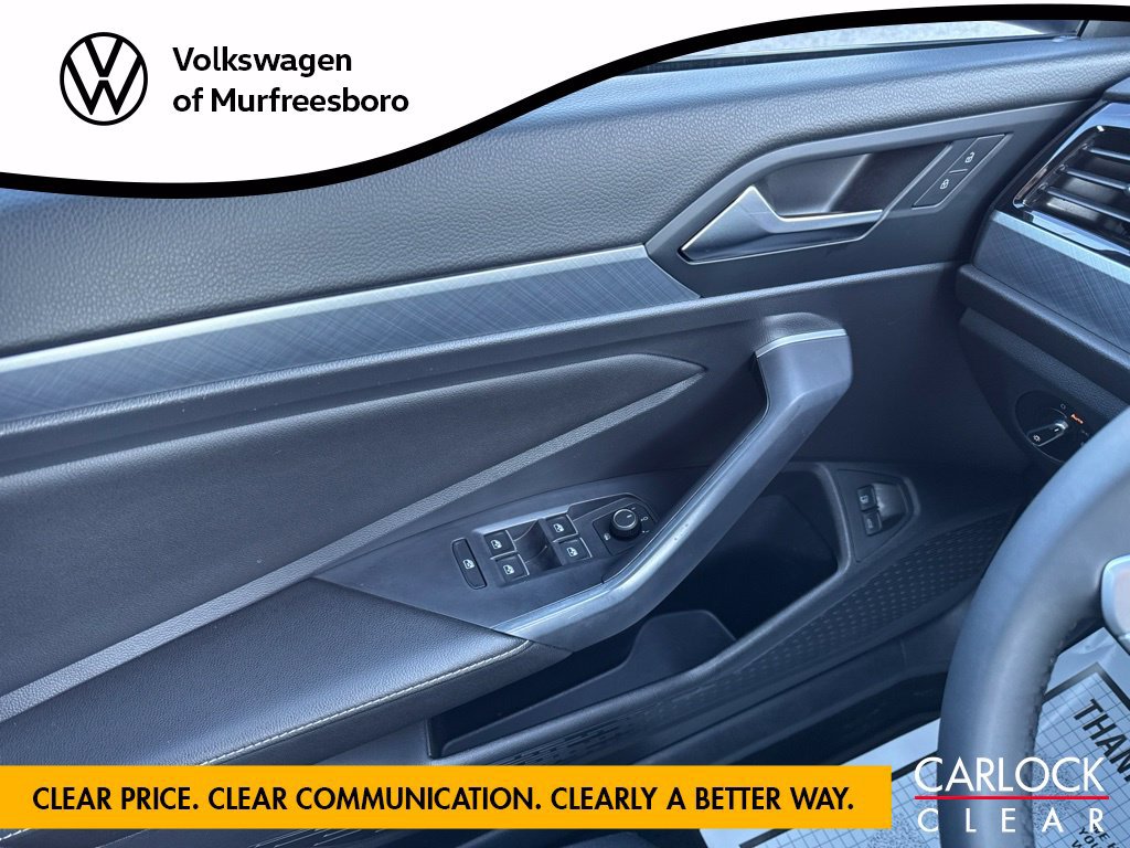 Certified 2022 Volkswagen Jetta SE FWD image 19