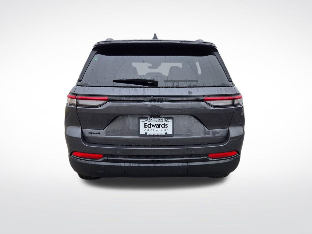 New 2025 Jeep Grand Cherokee Limited image 4