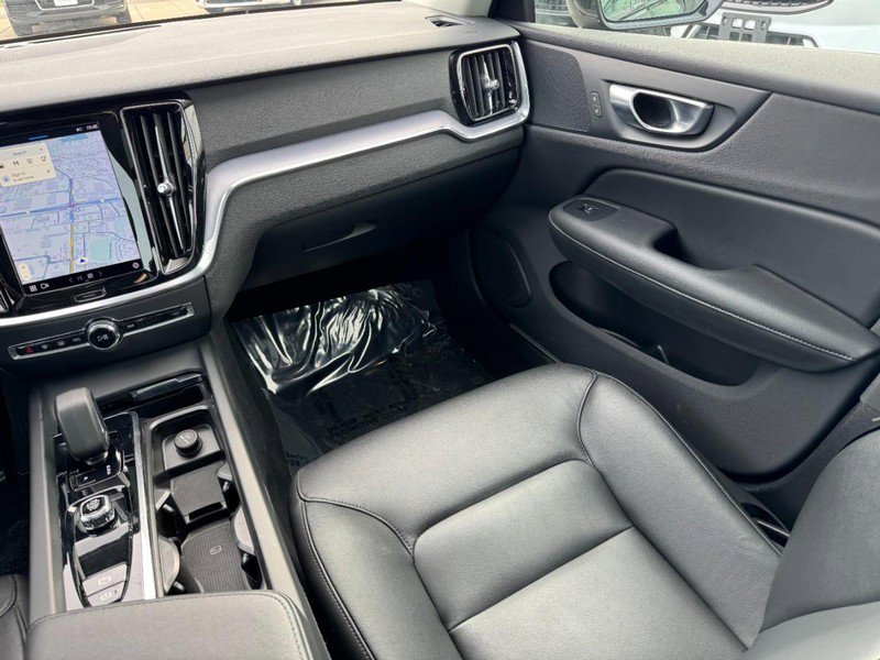 Certified 2024 Volvo S60 B5 Core image 16