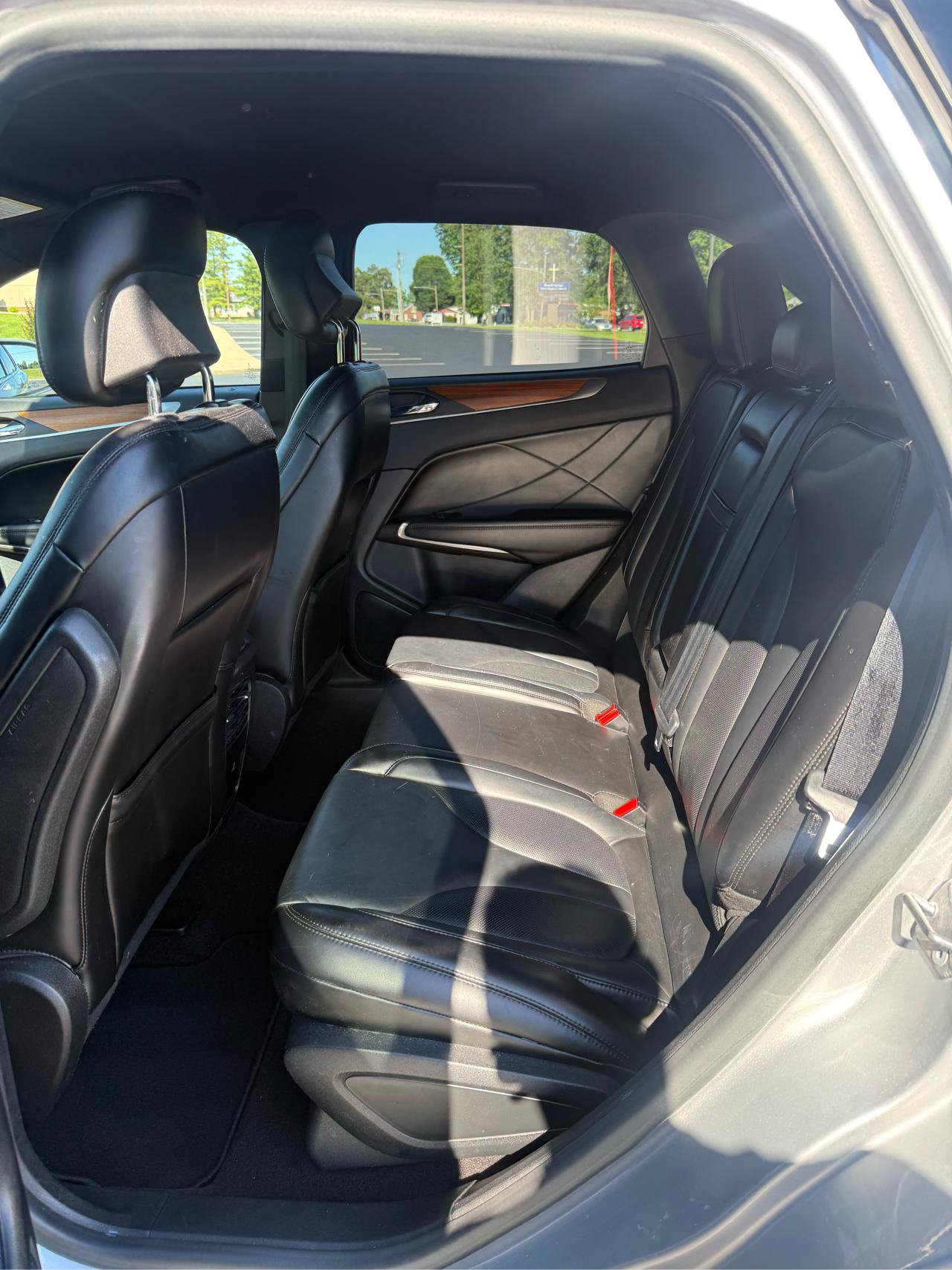 Used 2019 Lincoln MKC Select w/ Select Plus Package AWD/4WD image 15