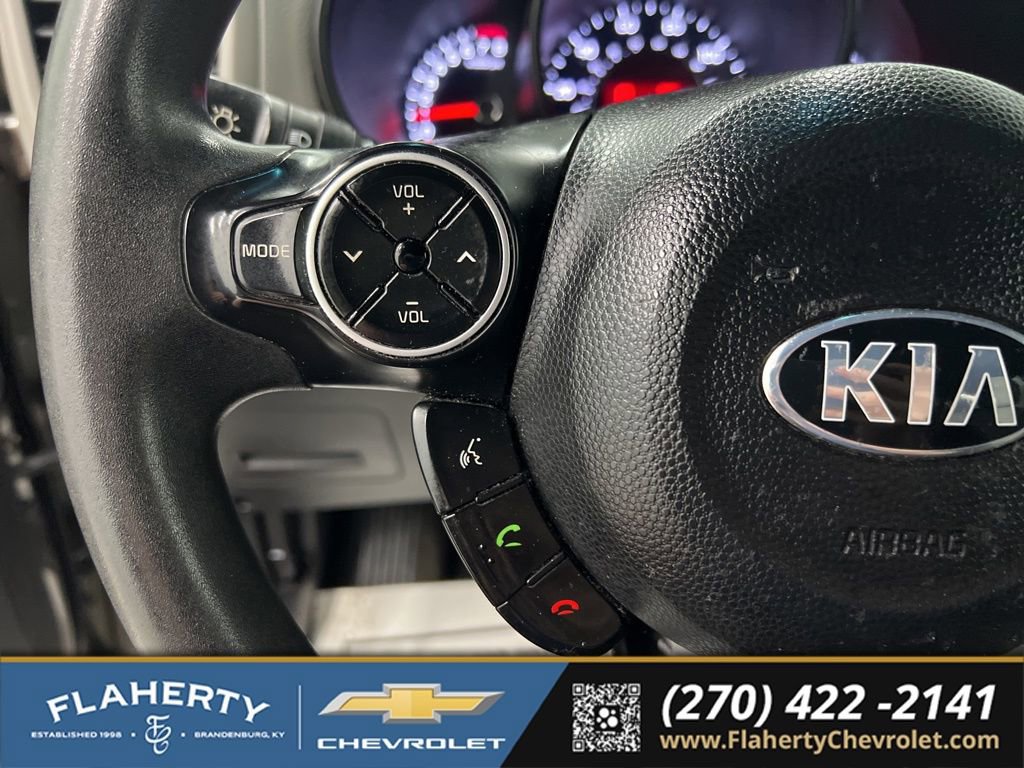 Used 2016 Kia Soul FWD image 22