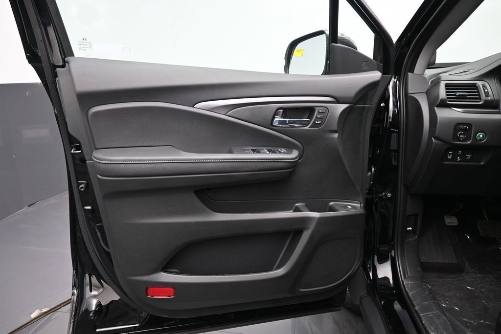 New 2026 Honda Ridgeline RTL image 30