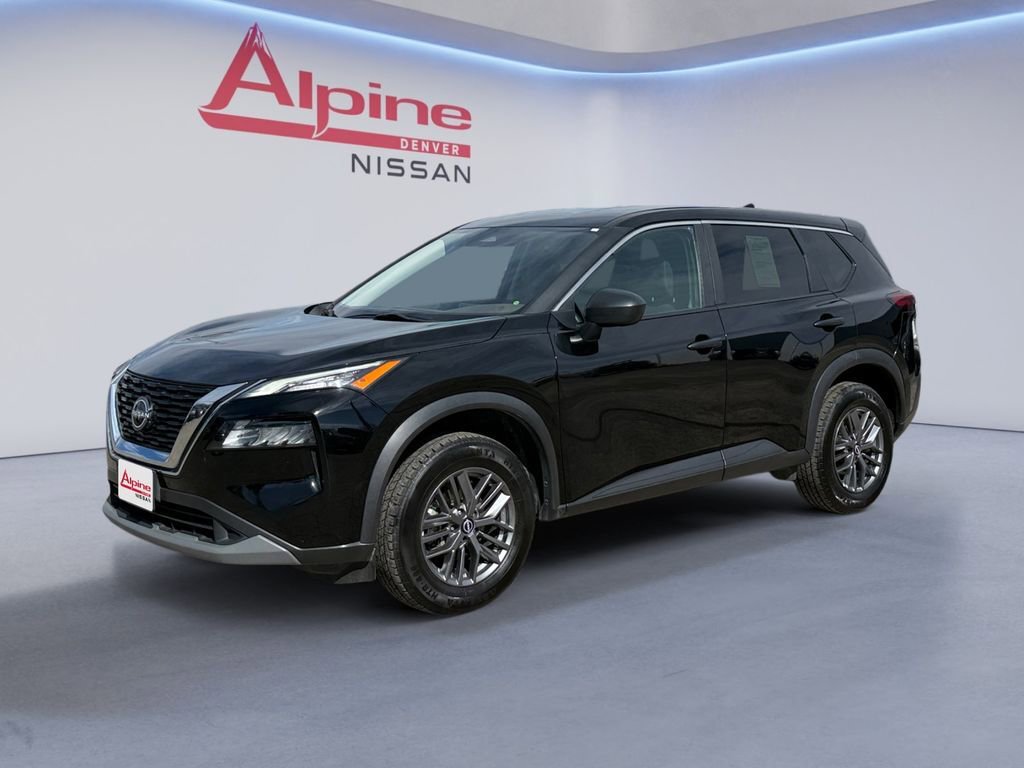Used 2023 Nissan Rogue S image 1