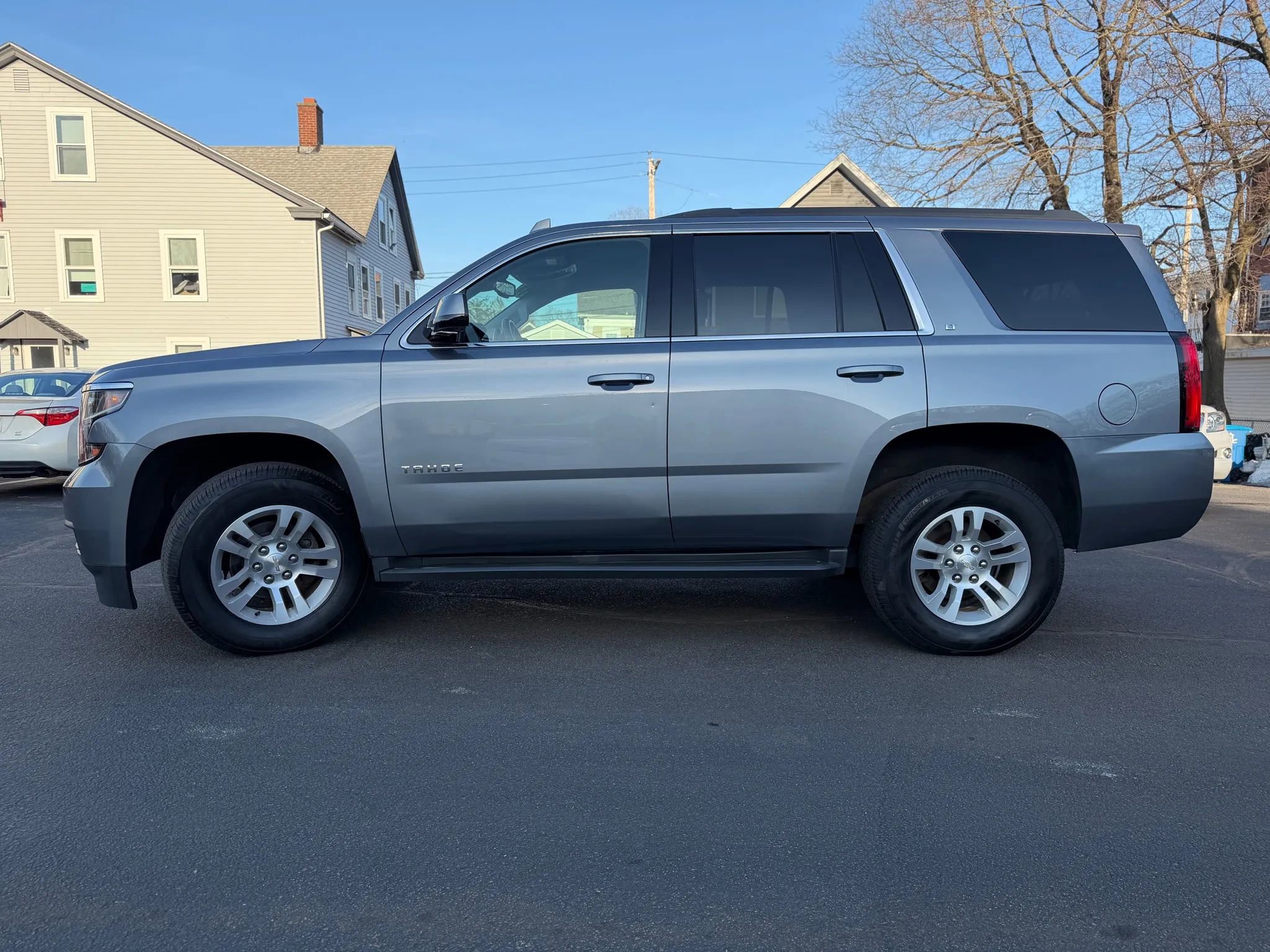 Used 2018 Chevrolet Tahoe LT image 9