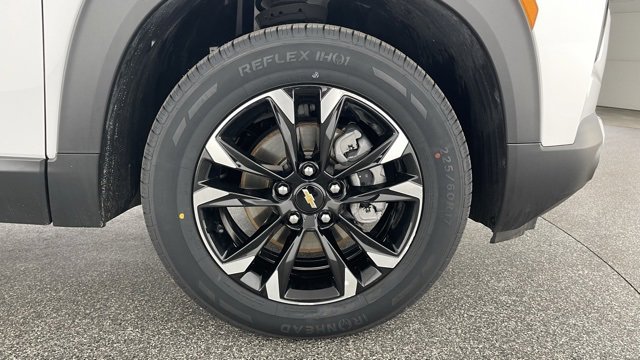 Used 2022 Chevrolet TrailBlazer LT w/ Convenience Package image 49