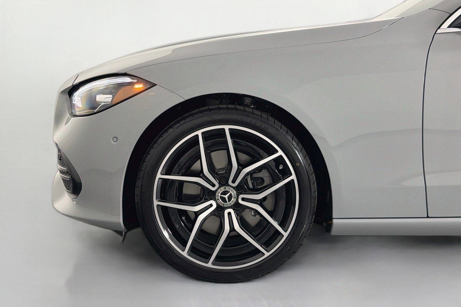 New 2026 Mercedes-Benz C 300 Sedan image 9