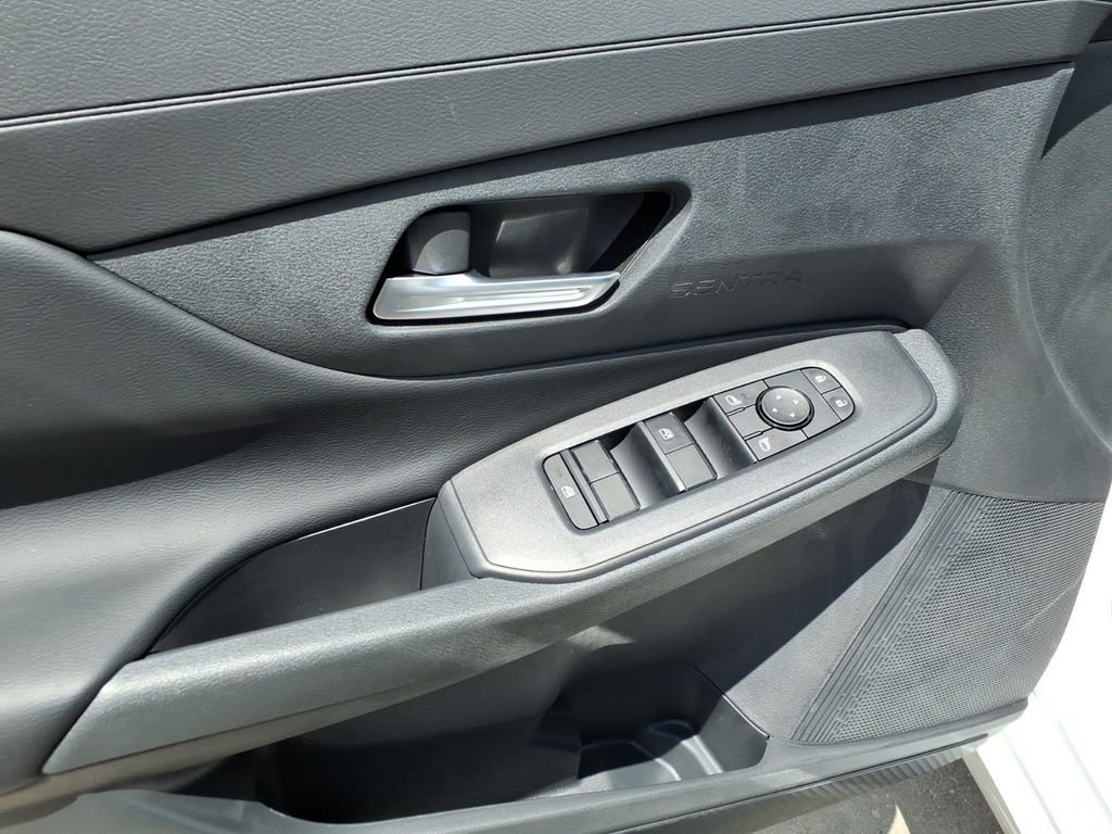 New 2026 Nissan Sentra SV w/ SV Convenience Package FWD image 12