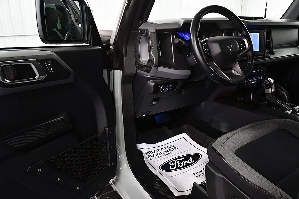 Used 2022 Ford Bronco Big Bend image 15