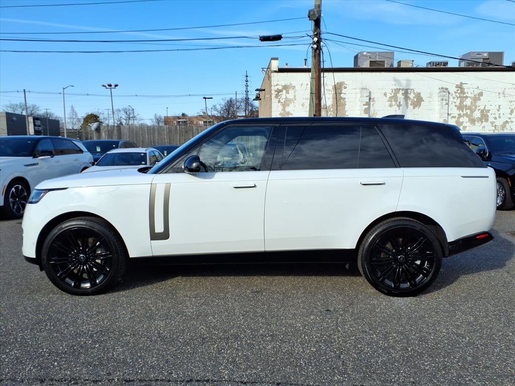 Used 2025 Land Rover Range Rover Long Wheelbase SE image 8