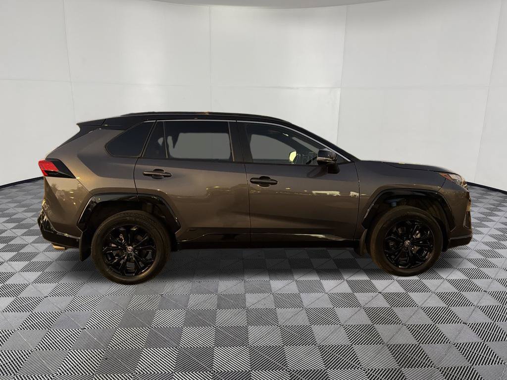 Used 2024 Toyota RAV4 XSE w/ Advanced Technology Package AWD/4WD image 9