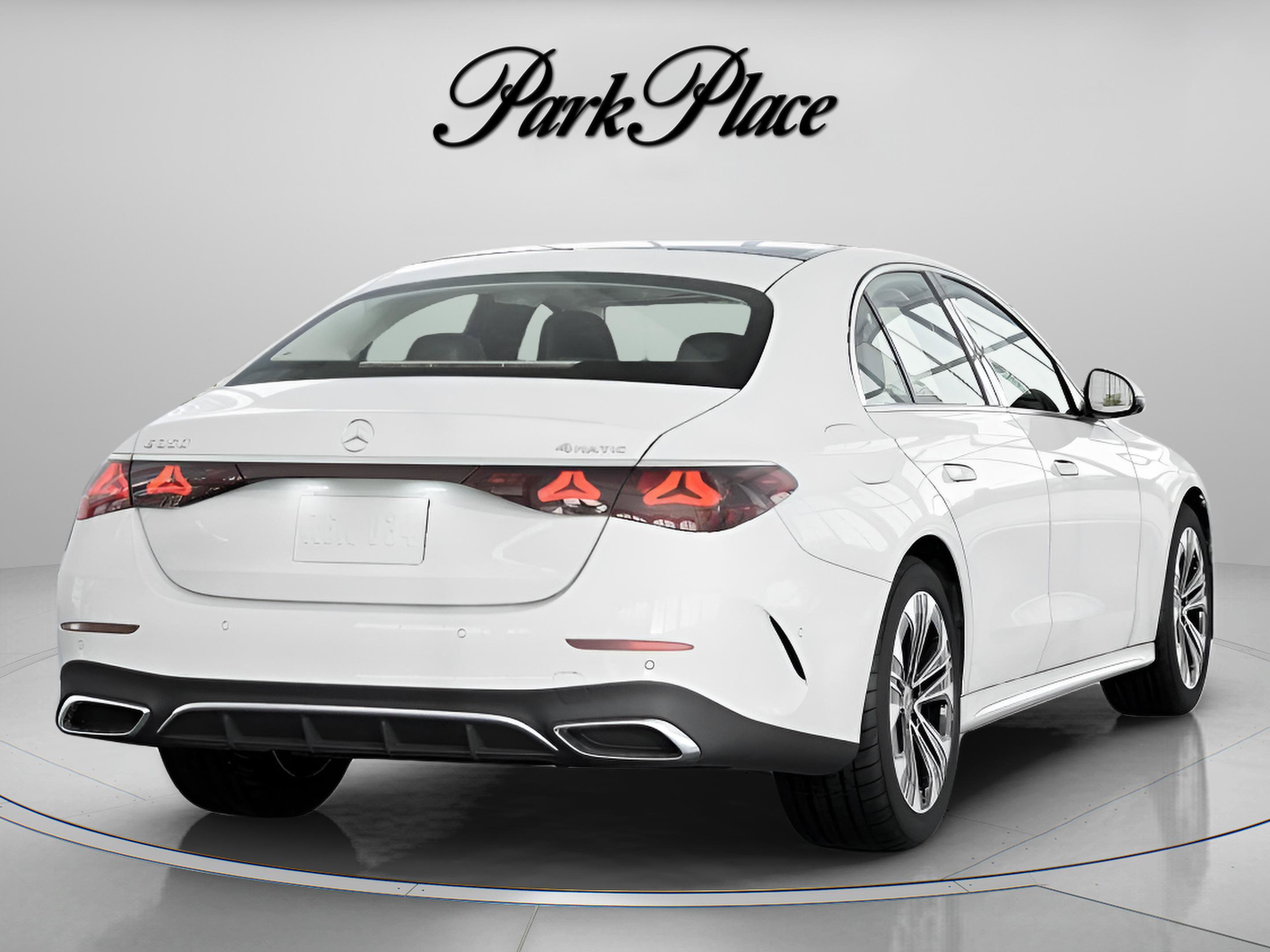 Used 2026 Mercedes-Benz E 350 4MATIC Sedan image 19