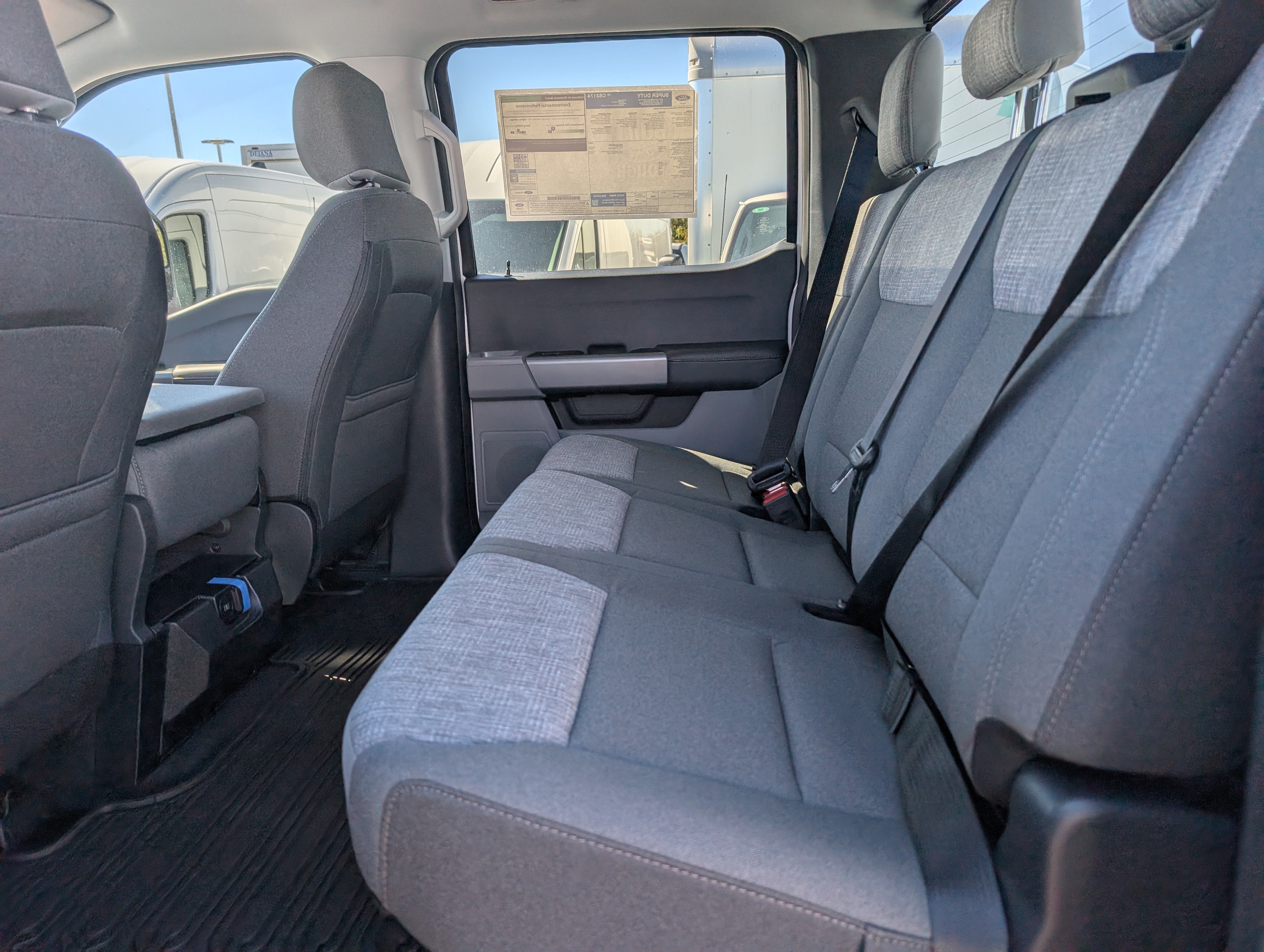 New 2027 Ford F250 XLT w/ Tremor Off-Road Package AWD/4WD image 11