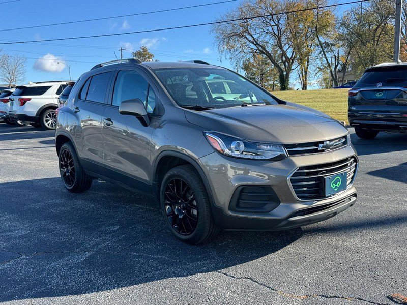 Certified 2022 Chevrolet Trax LT w/ Sport Edition image 7