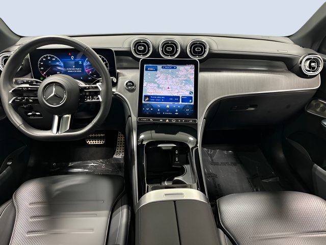 Used 2026 Mercedes-Benz GLC 300 4MATIC image 13