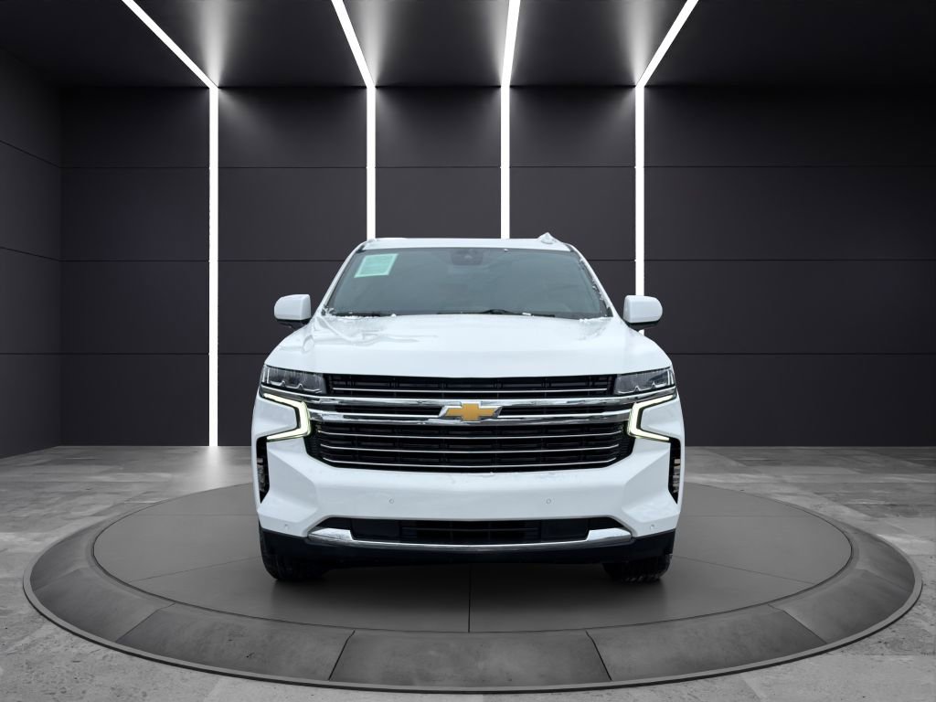 Used 2023 Chevrolet Suburban LT image 2