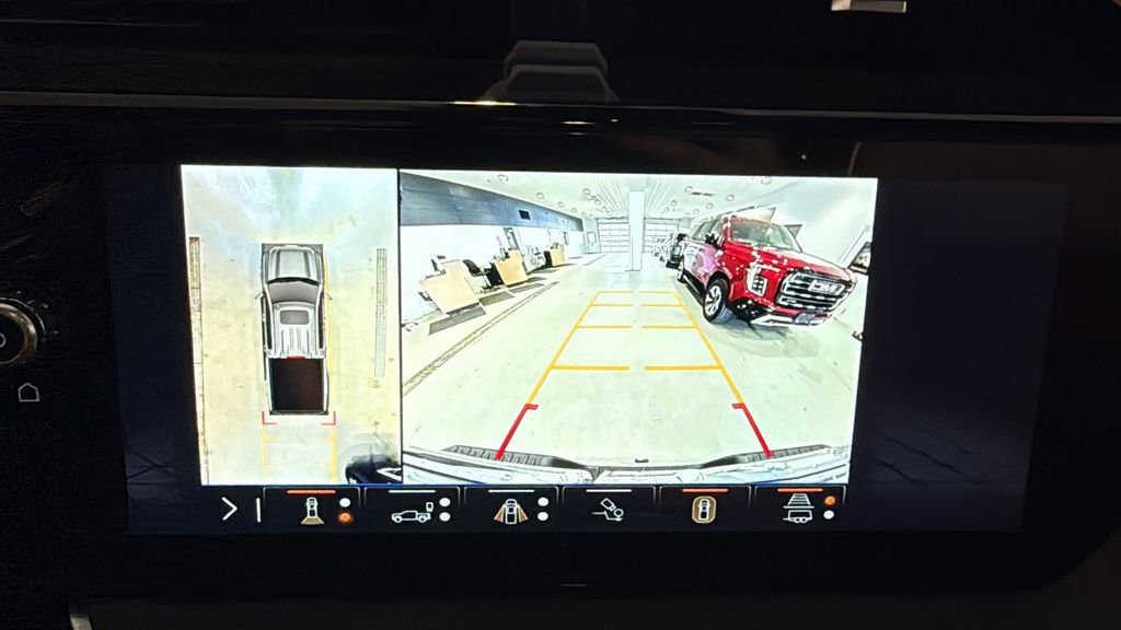 Used 2025 GMC Sierra 1500 Denali Ultimate image 30