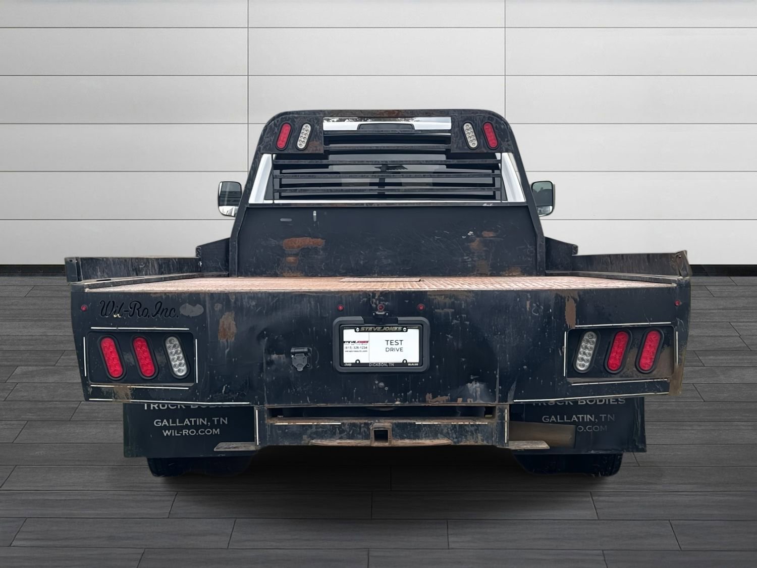 Used 2019 RAM 3500 Tradesman w/ Chrome Appearance Group AWD/4WD image 4