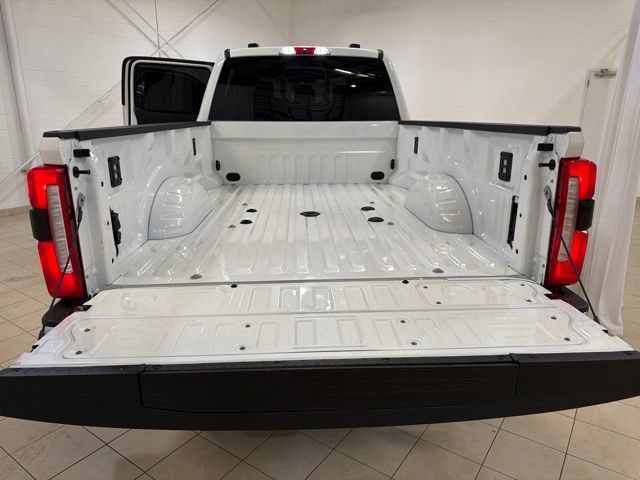 Used 2024 Ford F450 Lariat w/ Lariat Ultimate Package AWD/4WD image 21
